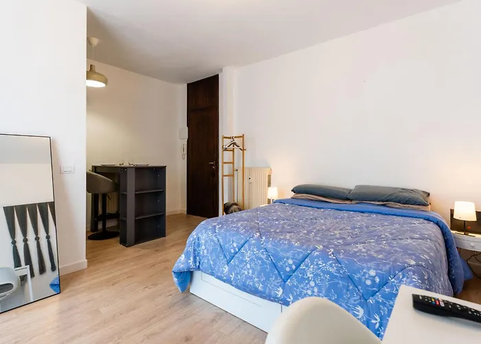 Modern Nest By Interhome Apartment