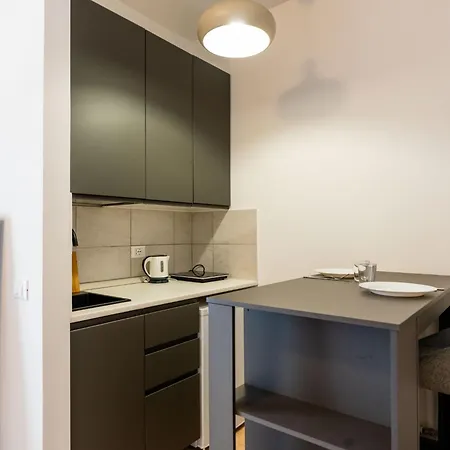 Modern Nest By Interhome דירה *